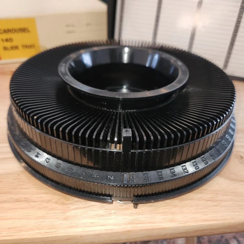 Genuine Vintage Kodak Black Carousel 140 Slot Plastic Slide Tray In Original Box